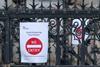 Social distancing sign outside court during Covid-19 pandemic