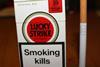 21598 800px lucky strike red