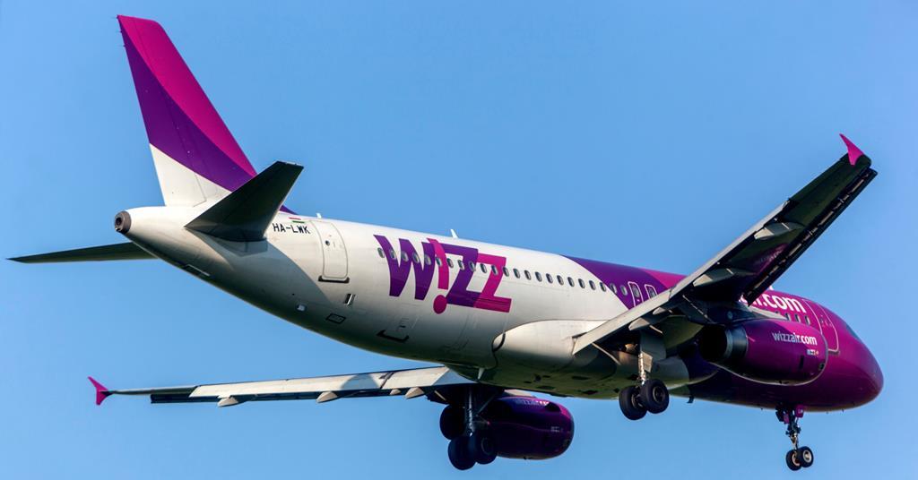 Wizz air left item 2025 on plane