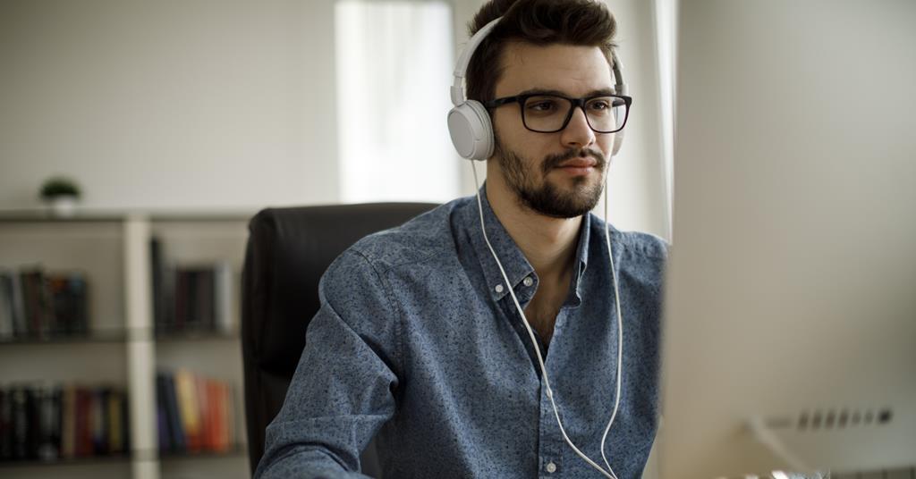 What S Wrong With Wearing Headphones At Work Opinion Law Gazette   112490 Istock1213513755 905837 