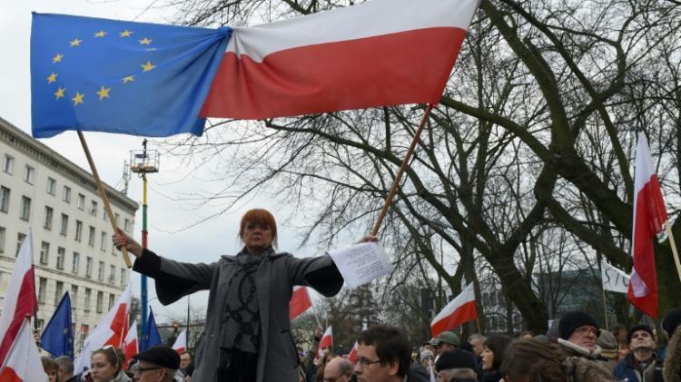 English Judges Join Disapproval Over Polish Judicial Reforms | News ...