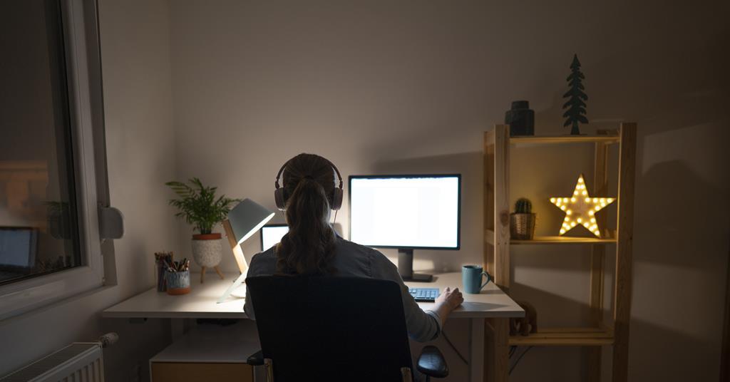 Do All Lawyers Work Long Hours?