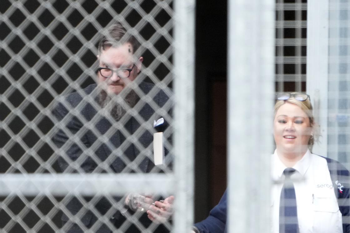 Solicitor struck off on day of prison sentence News Law Gazette