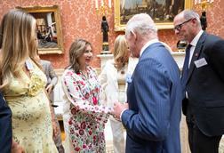 Nabila King handshake