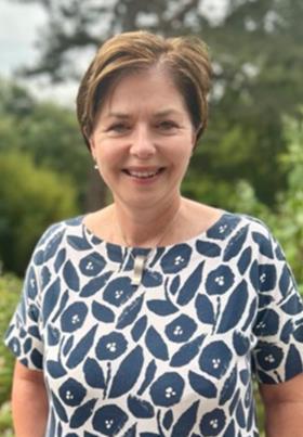 Dr Elisabeth Griffiths