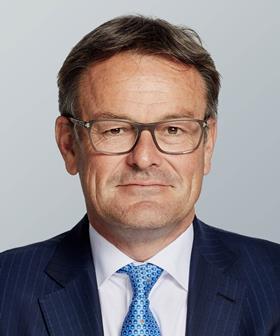 Wim Dejonghe - Allen & Overy