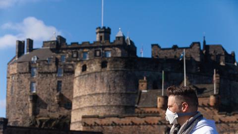 Edinburgh-castle-Covid