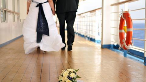 Cruise ship wedding