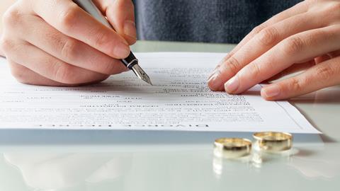 Divorce decree signing / wedding rings