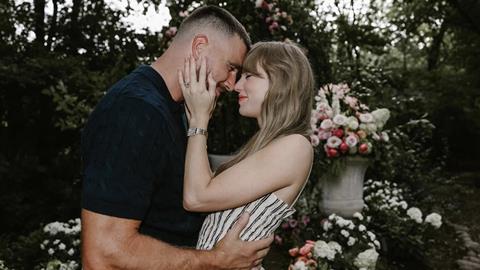 Taylor Swift and Travis Kelce engagement