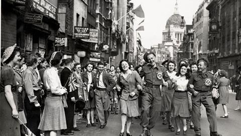VE Day celebrations, Fleet St, London