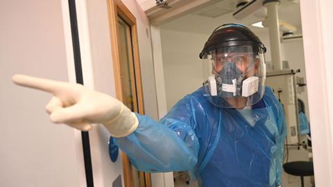 PPE-NHS-hospital-worker-visor