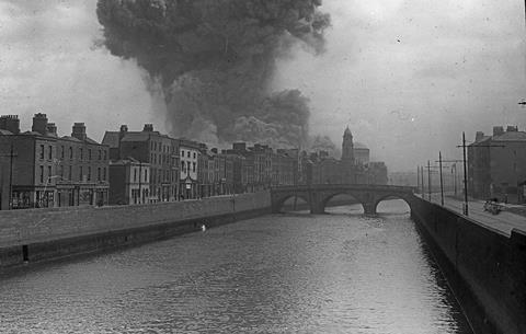 An explosion at the Four Courts during the Irish Civil War, 1922