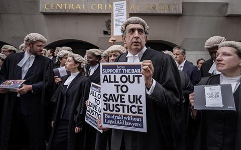 Criminal barristers begin strike action outside Old Bailey in row over legal aid fees, 27th June 2022