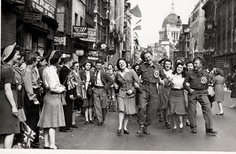 VE Day celebrations, Fleet St, London