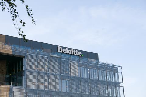 Deloitte HQ i stock 856628498