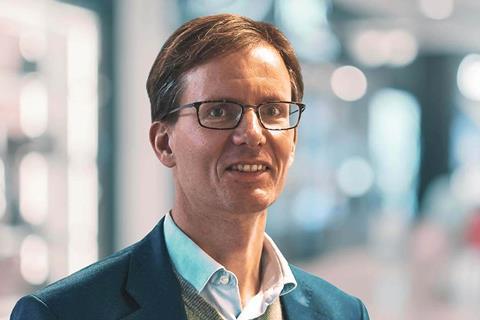 Nils Stoesser