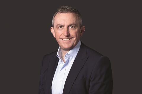 Gavin Cummings