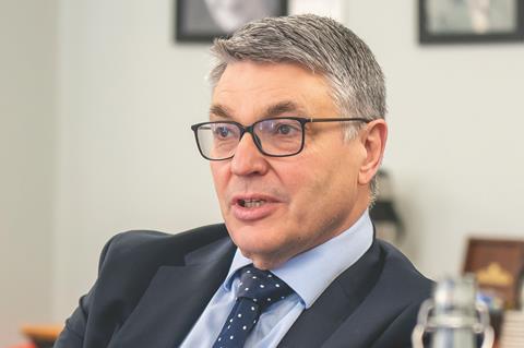 Bill Montague, Dexter Montague